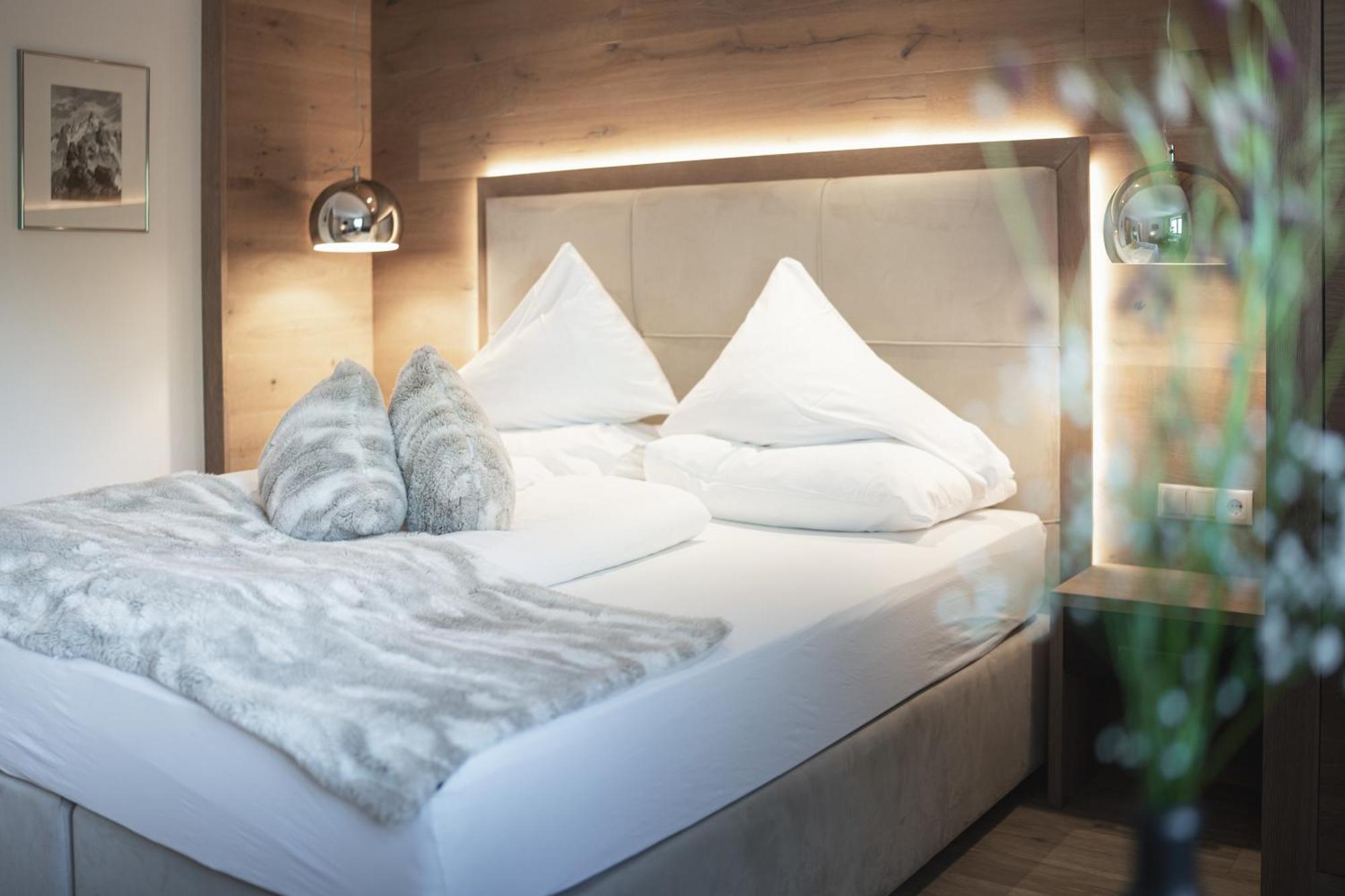 Verwoehnhotel Wildspitze ザンクト・レオンハルト・イム・ピッツタール エクステリア 写真